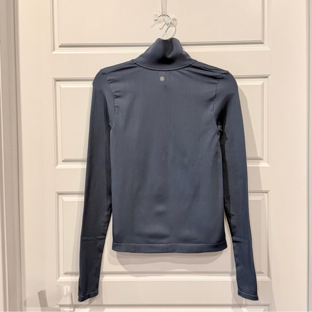 Athleta Flurry Seamless Henley Long Sleeve Granite Blue XS Fitted Top - Picture 4 of 8